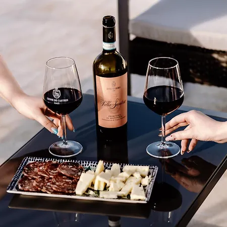 住宿加早餐酒店 Aeris & Relax 滨海波利尼亚诺